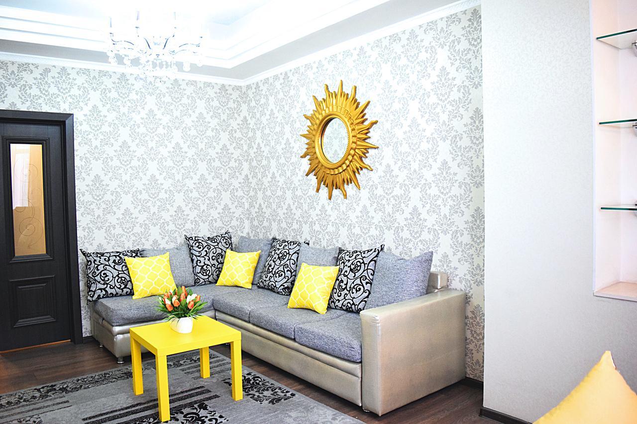 Luxury Palace Apartment Bishkek Exterior foto